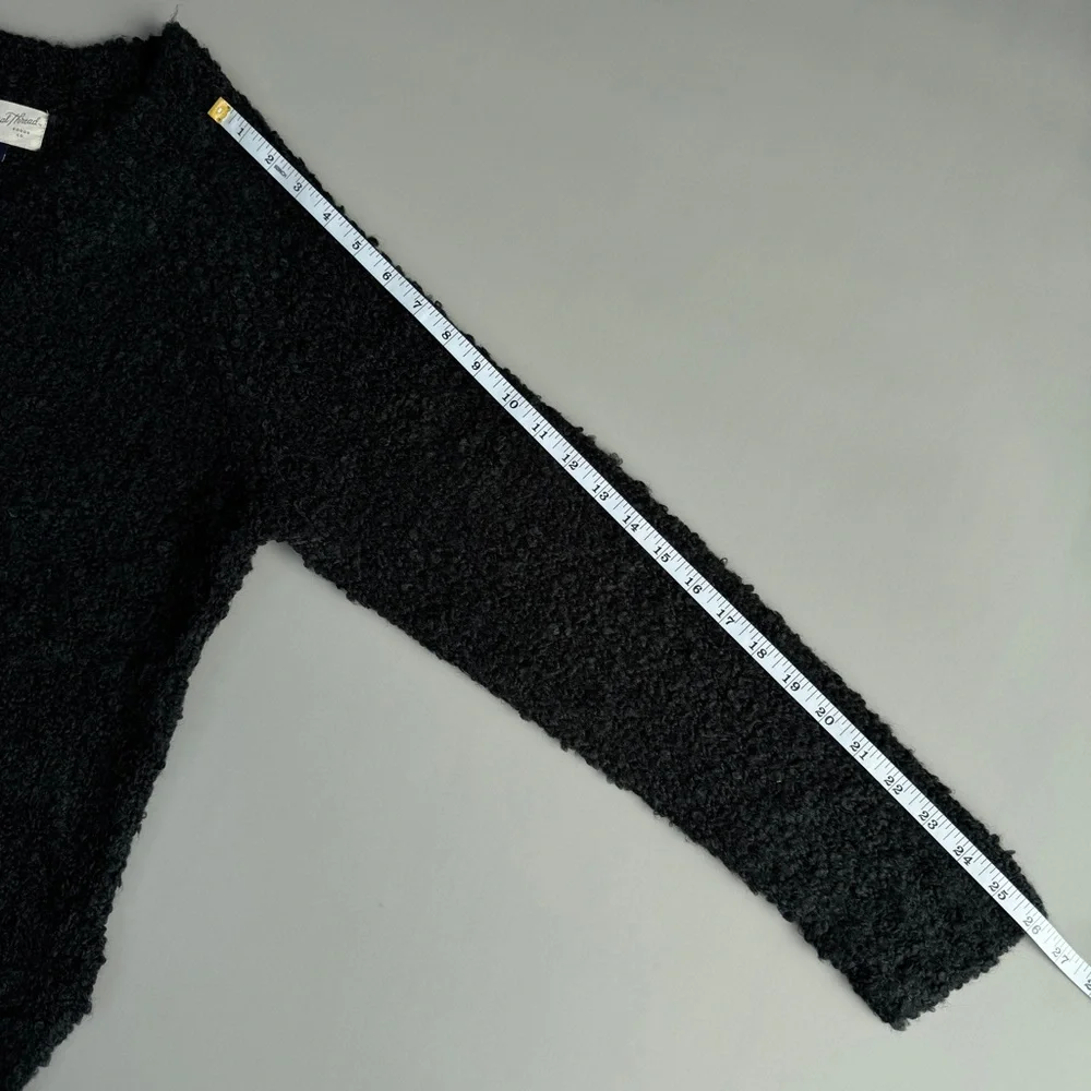 Universal Thread Fuzzy Boucle V Neck Sweater‎ Black S High Low Casual Cozy